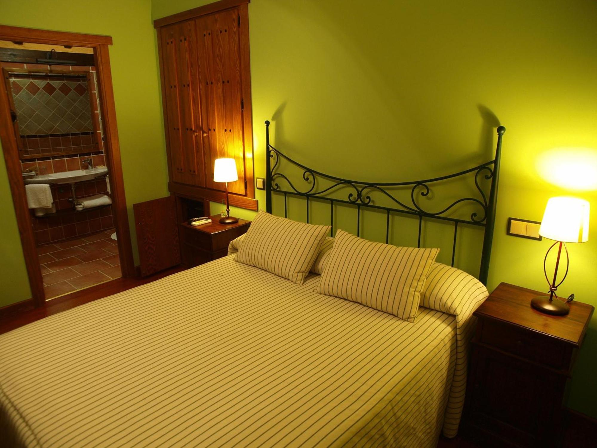 Hostal El Cerro - Only Adults Pedro Bernardo Εξωτερικό φωτογραφία